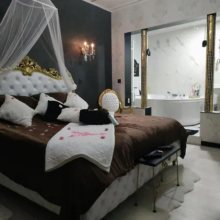 Love hôtel Sweet Love,love *